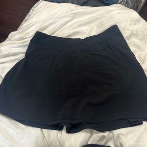 LuLulemon tennis skirt